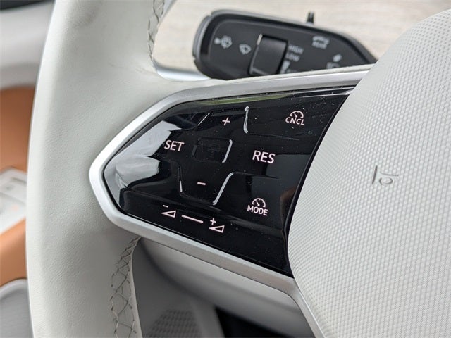 2025 Volkswagen ID. Buzz Pro S Plus