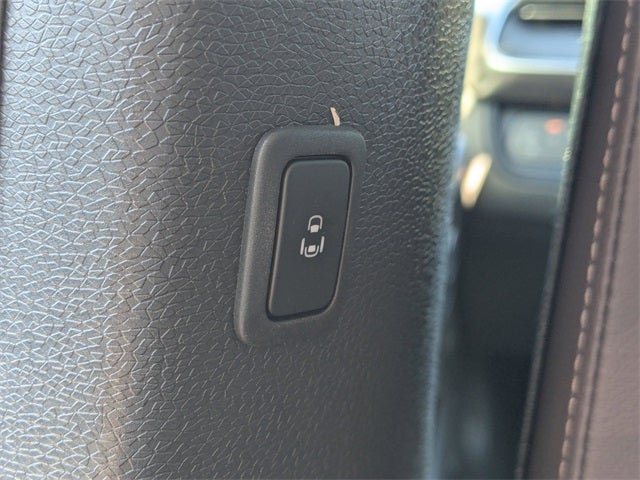 2025 Volkswagen ID. Buzz Pro S Plus