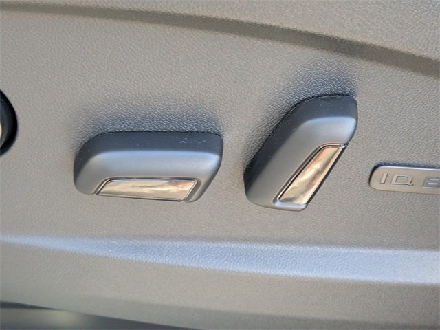 2025 Volkswagen ID. Buzz Pro S Plus