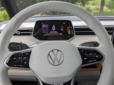 2025 Volkswagen ID. Buzz Pro S Plus