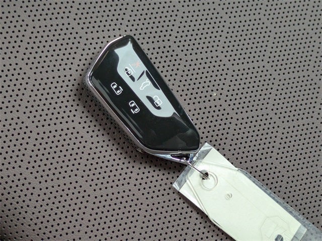 2025 Volkswagen ID. Buzz Pro S Plus