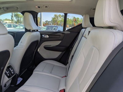 2019 Volvo XC40 T5 Momentum