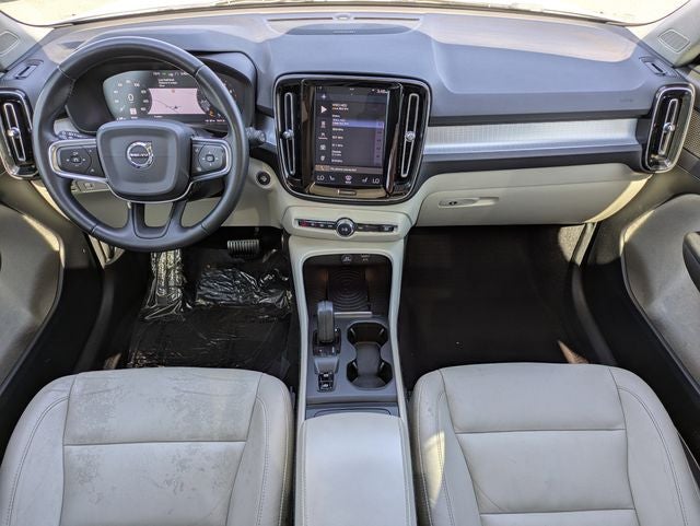 2019 Volvo XC40 T5 Momentum