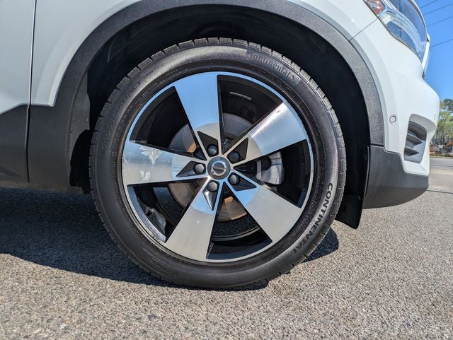 2019 Volvo XC40 T5 Momentum