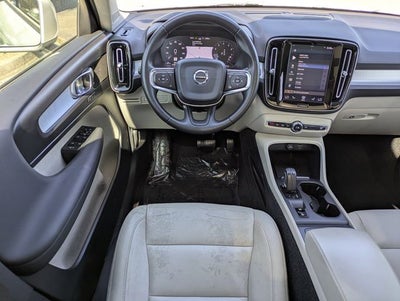 2019 Volvo XC40 T5 Momentum