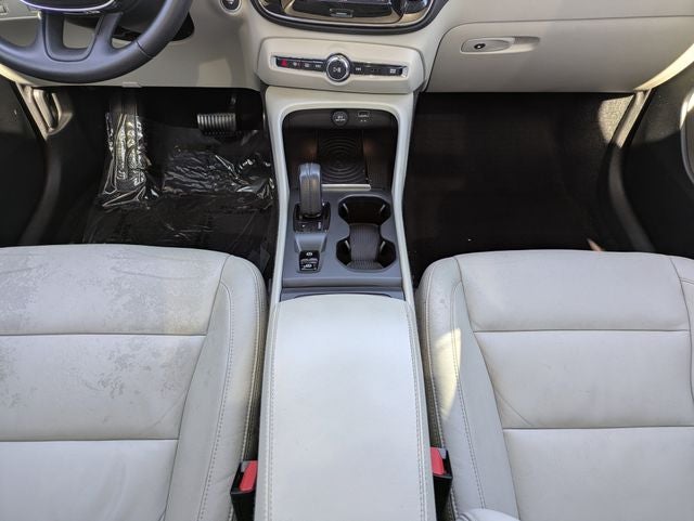 2019 Volvo XC40 T5 Momentum