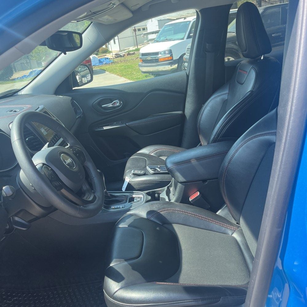 2022 Jeep Cherokee Trailhawk