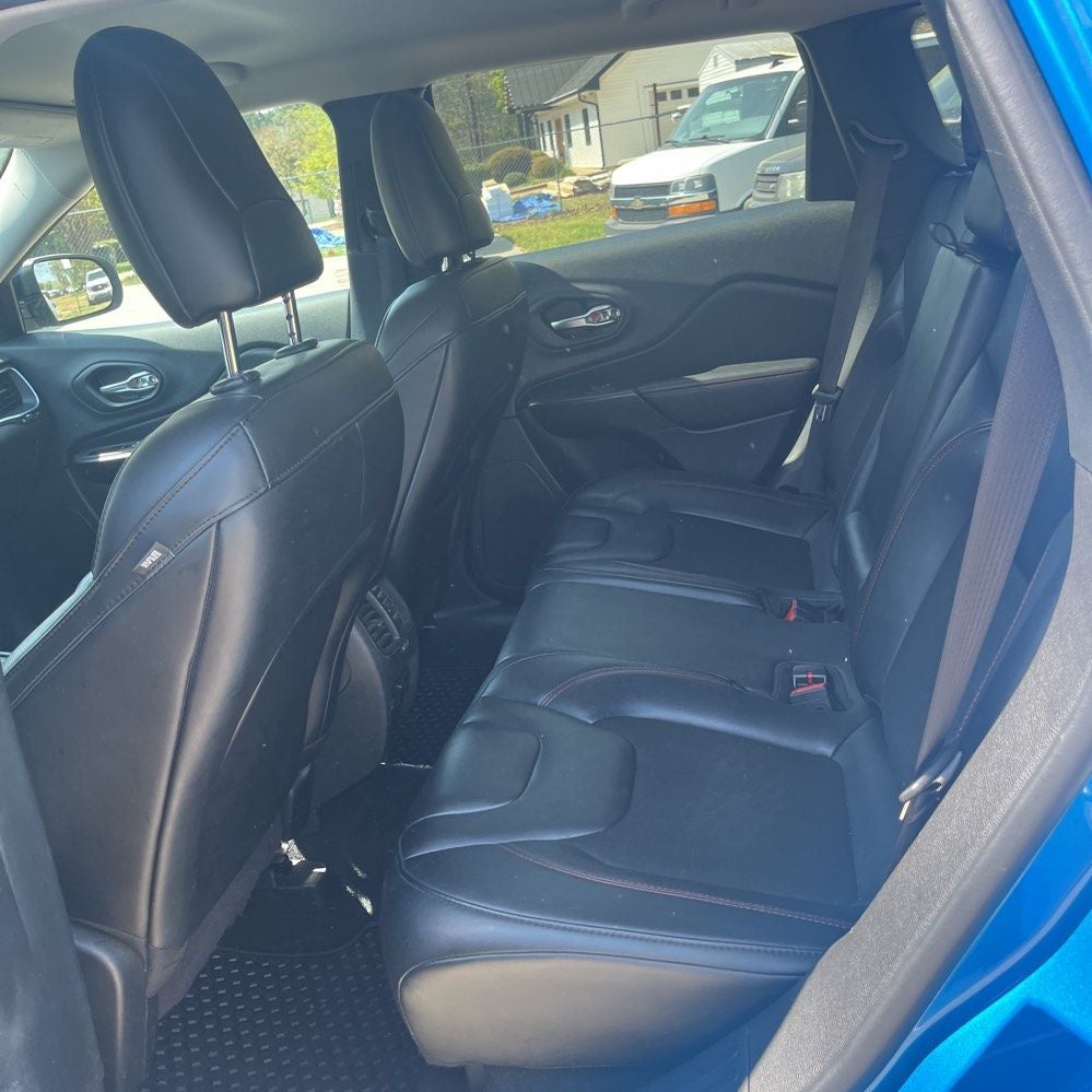 2022 Jeep Cherokee Trailhawk