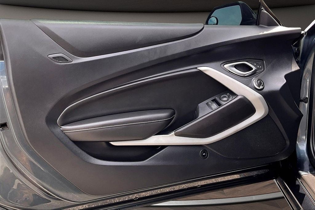2023 Chevrolet Camaro LT1