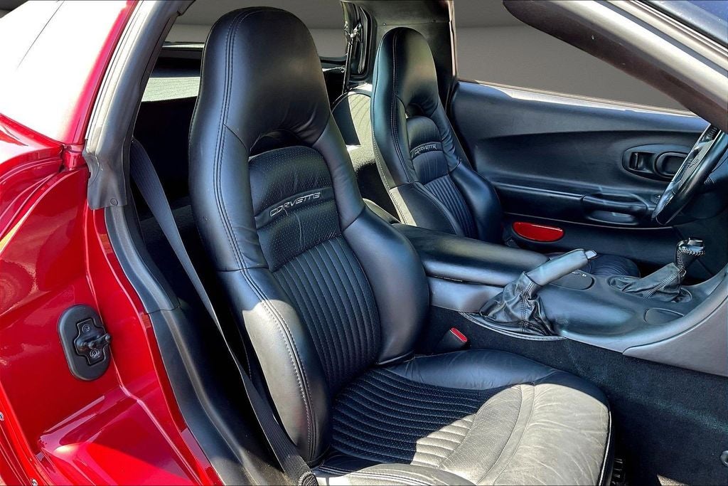 2002 Chevrolet Corvette Base