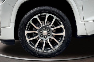 2022 GMC Acadia Denali