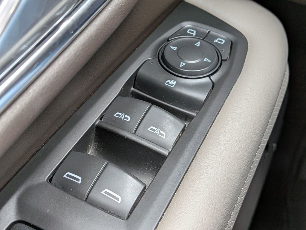 2022 GMC Yukon XL SLT