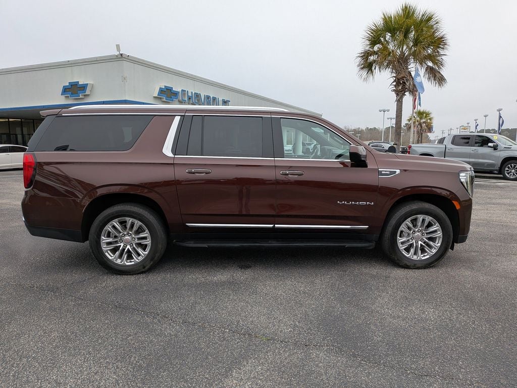 2022 GMC Yukon XL SLT