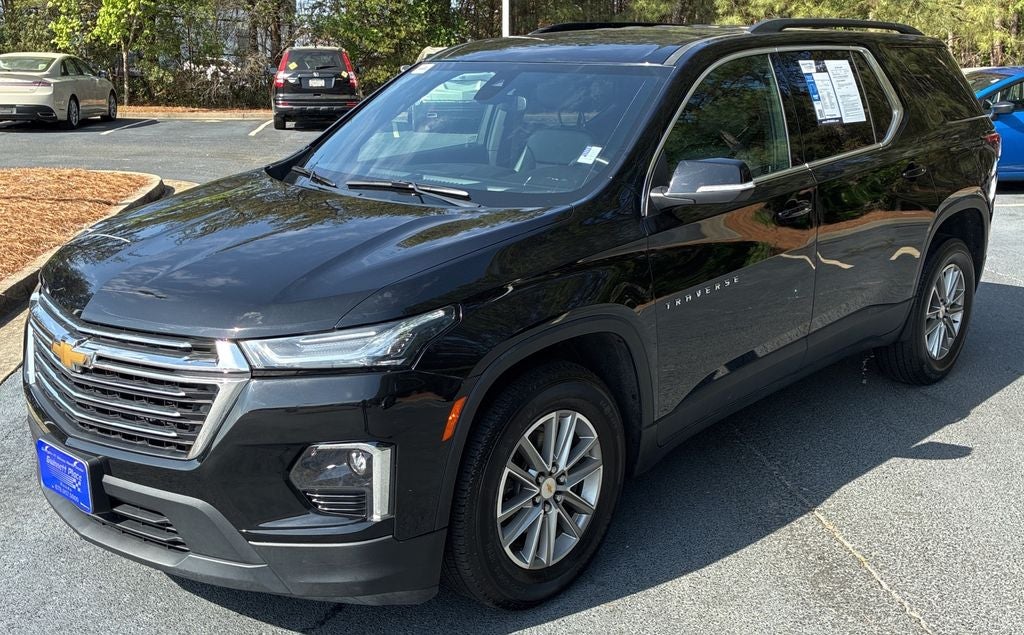 2023 Chevrolet Traverse LT Leather