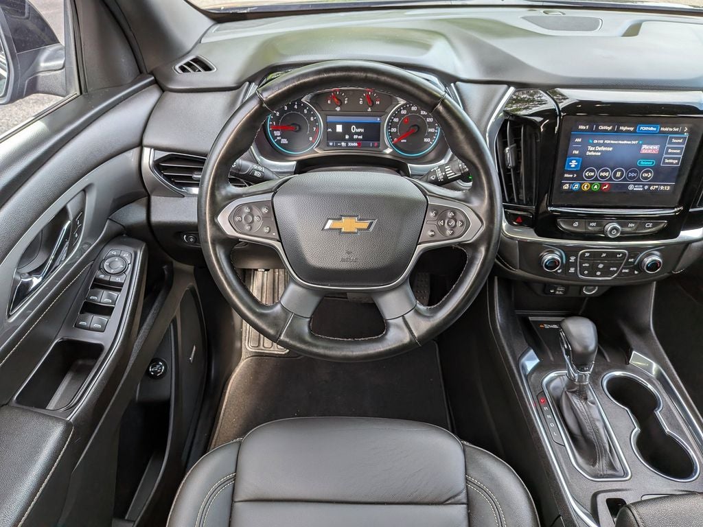 2023 Chevrolet Traverse LT Leather
