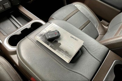 2022 GMC Sierra 2500HD Denali
