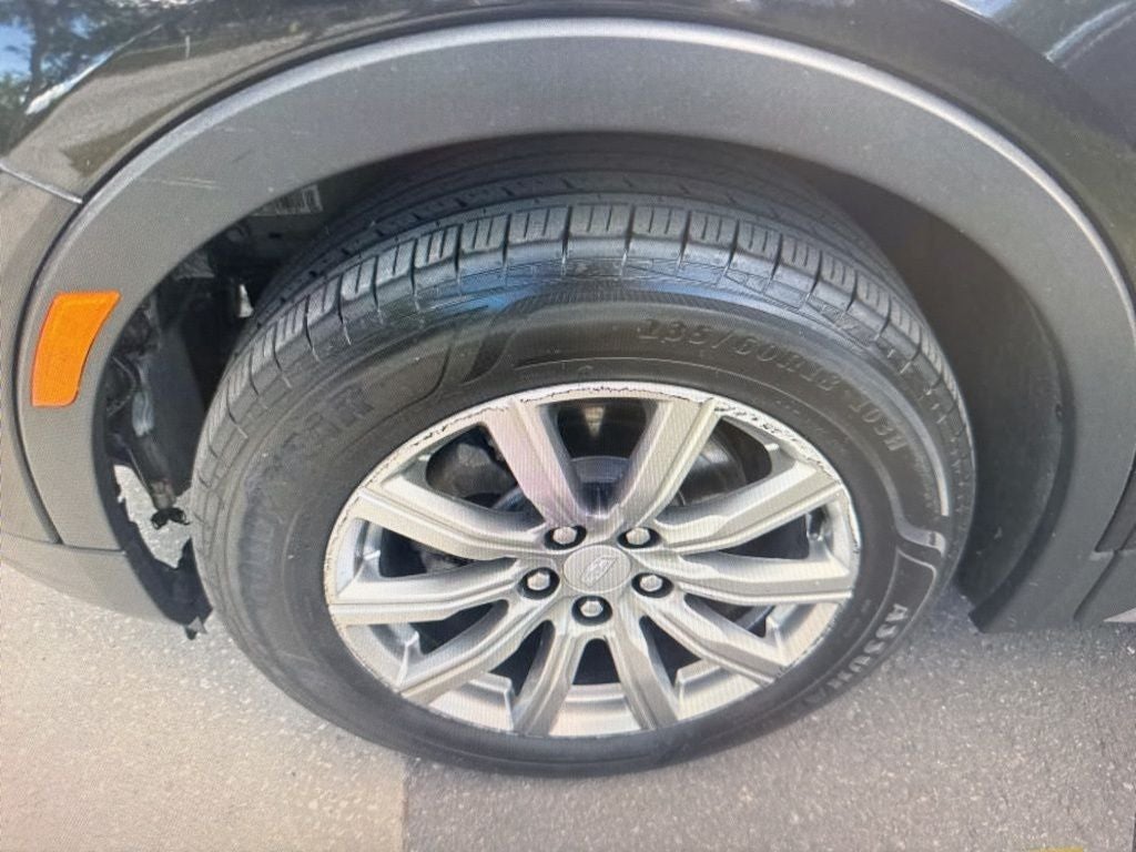 2021 Cadillac XT4 Premium Luxury