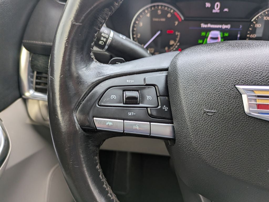 2021 Cadillac XT4 Premium Luxury