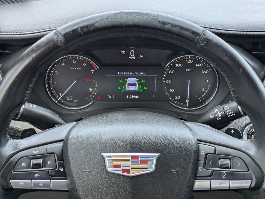 2021 Cadillac XT4 Premium Luxury