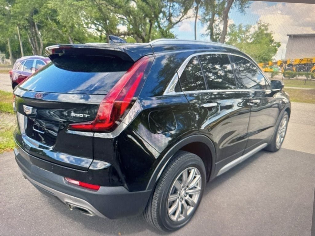 2021 Cadillac XT4 Premium Luxury