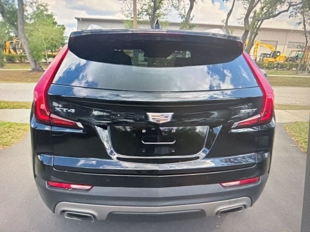 2021 Cadillac XT4 Premium Luxury