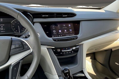 2022 Cadillac XT5 Premium Luxury
