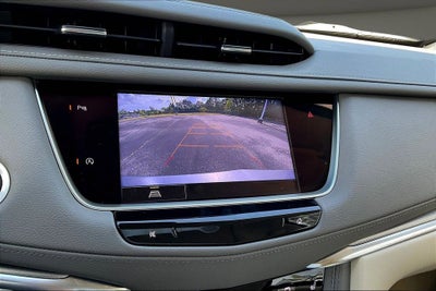 2022 Cadillac XT5 Premium Luxury