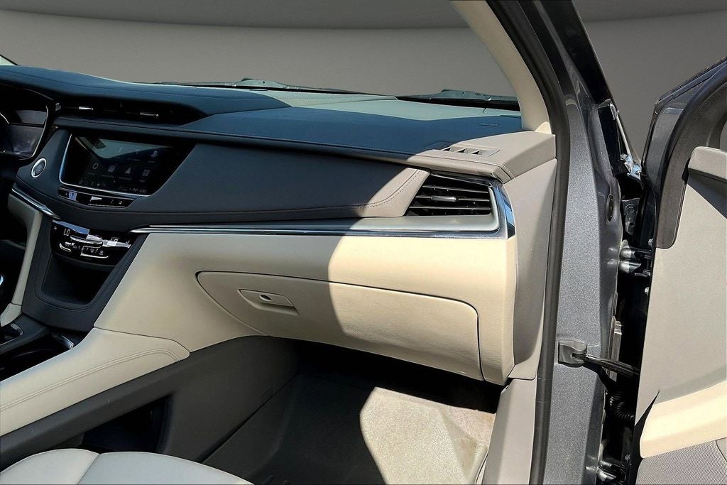 2022 Cadillac XT5 Premium Luxury