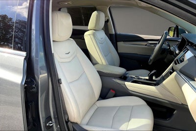 2022 Cadillac XT5 Premium Luxury