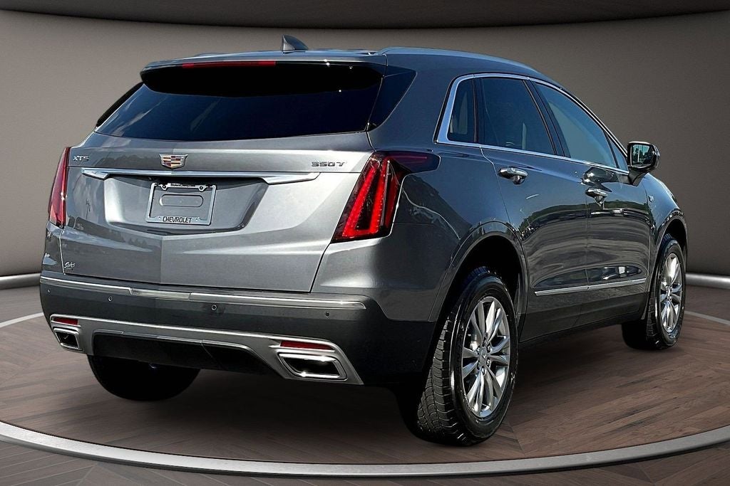 2022 Cadillac XT5 Premium Luxury