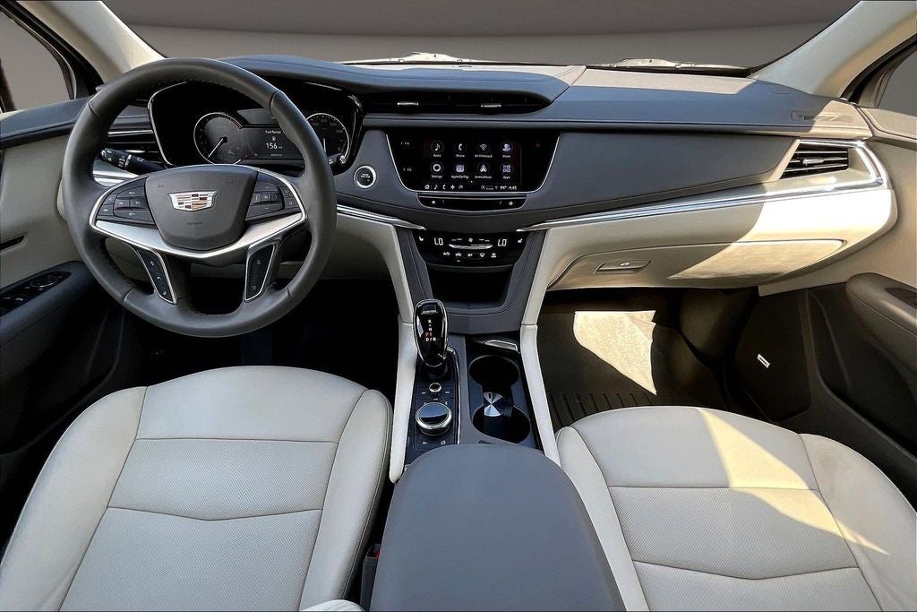 2022 Cadillac XT5 Premium Luxury