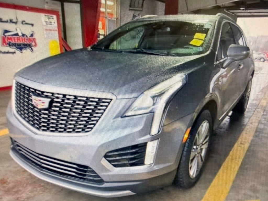 2022 Cadillac XT5 Premium Luxury