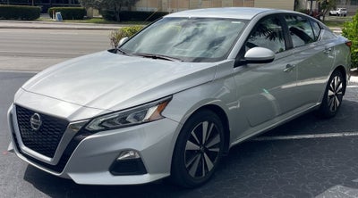 2022 Nissan Altima 2.5 SV