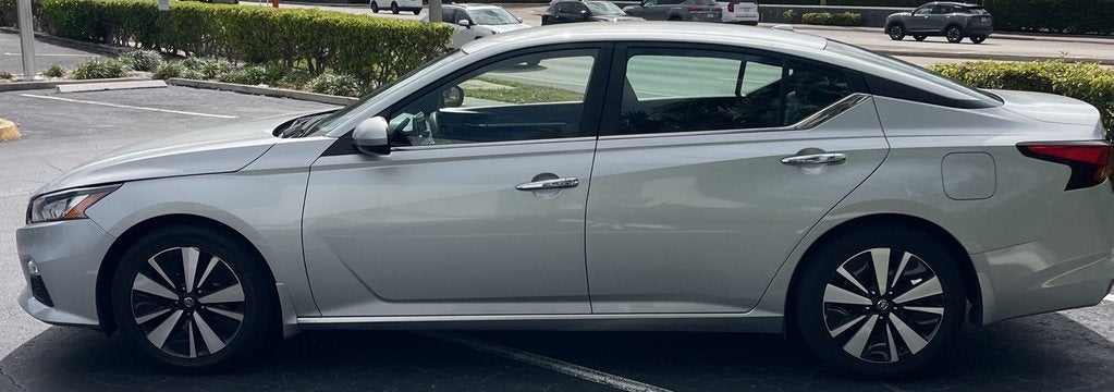 2022 Nissan Altima 2.5 SV