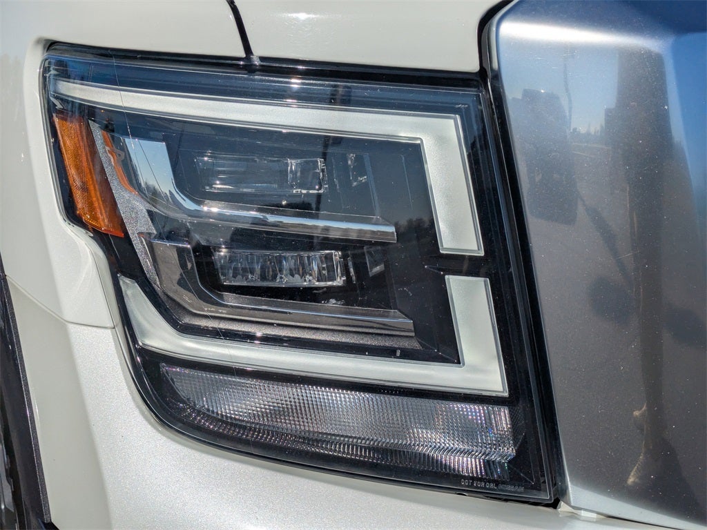 2023 Nissan Titan Platinum Reserve