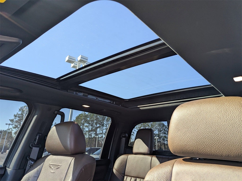 2023 Nissan Titan Platinum Reserve