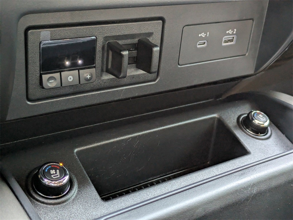 2023 Nissan Titan Platinum Reserve