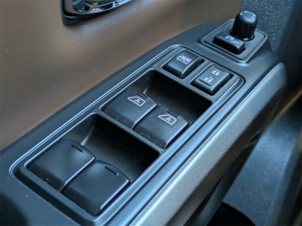 2023 Nissan Titan Platinum Reserve