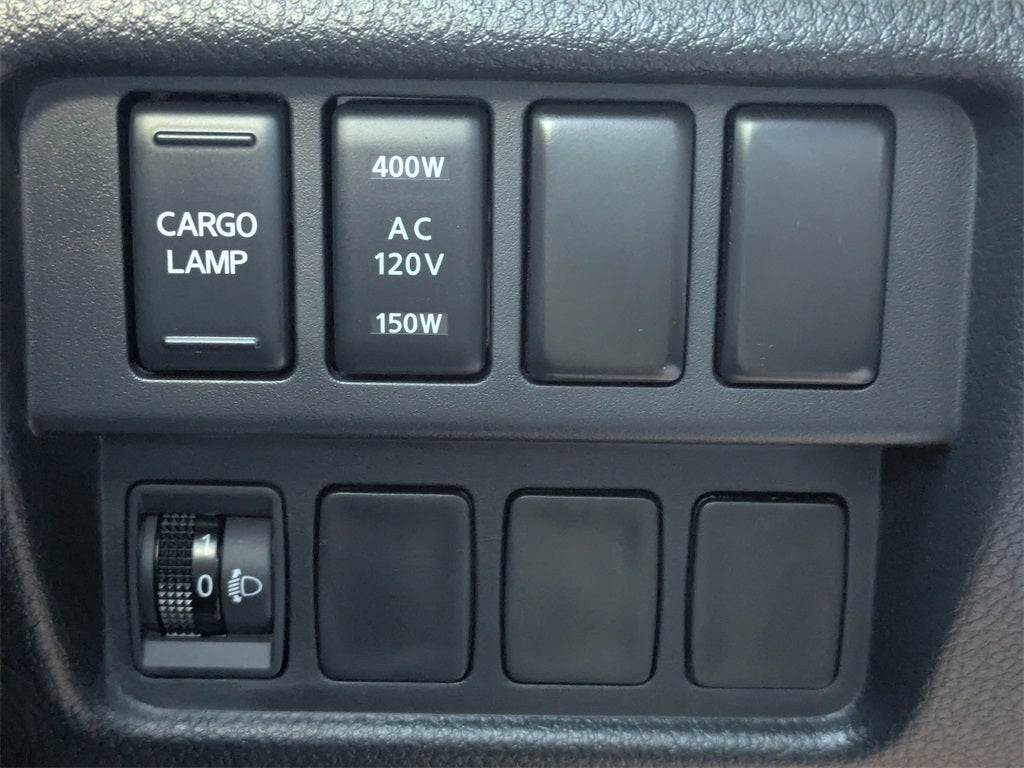 2023 Nissan Titan Platinum Reserve