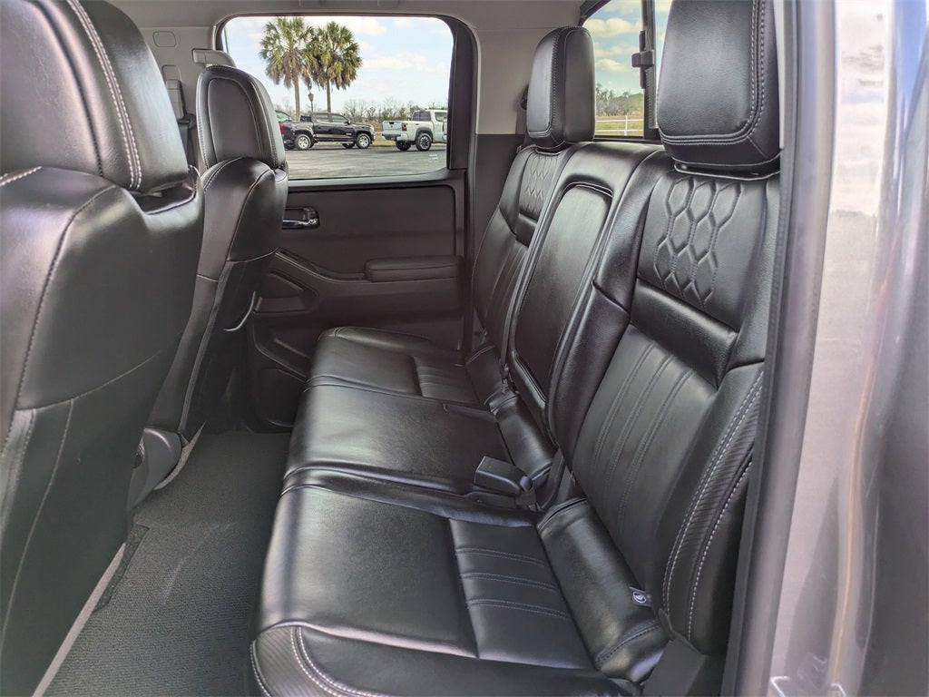 2024 Nissan Frontier SL