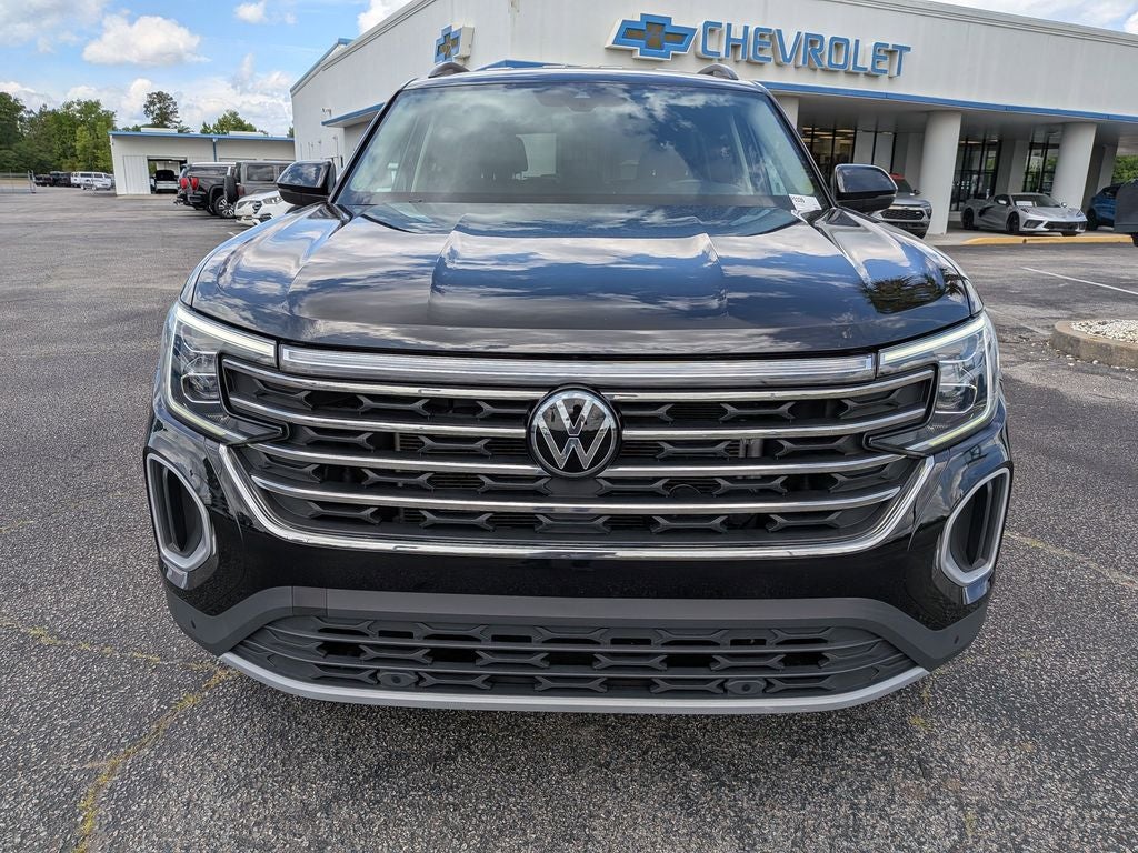 2025 Volkswagen Atlas 2.0T SE w/Technology