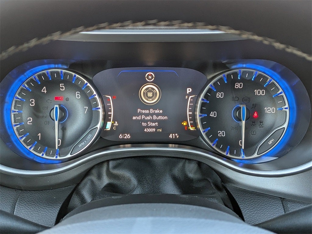 2024 Chrysler Pacifica Touring L