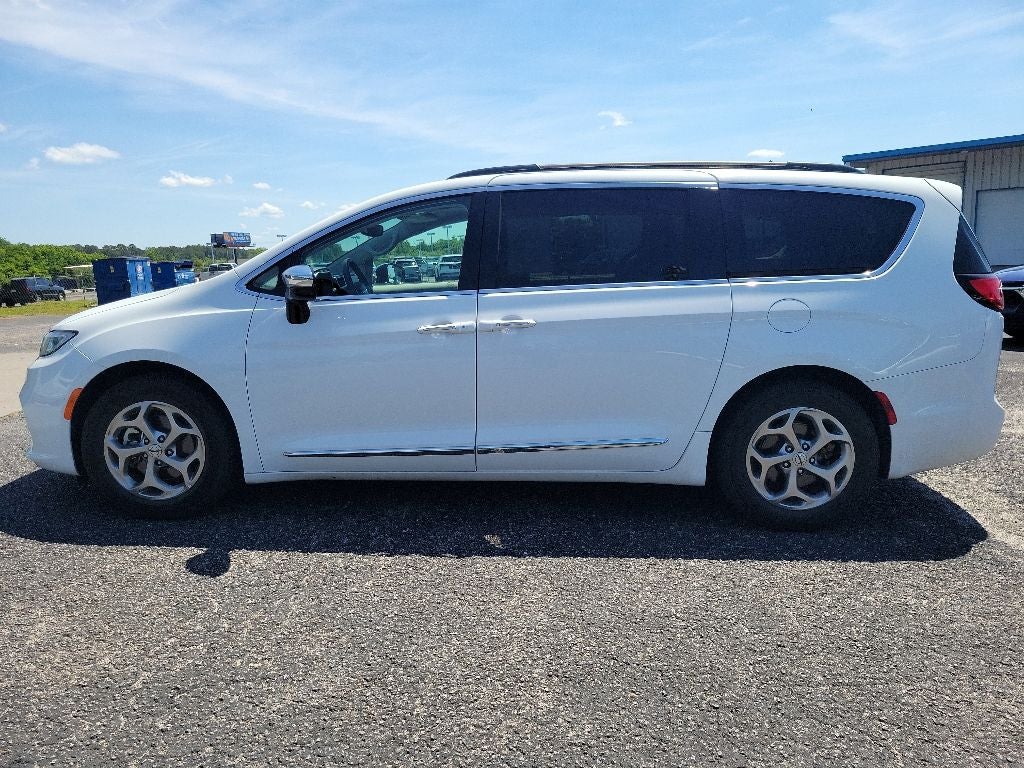 2023 Chrysler Pacifica Limited