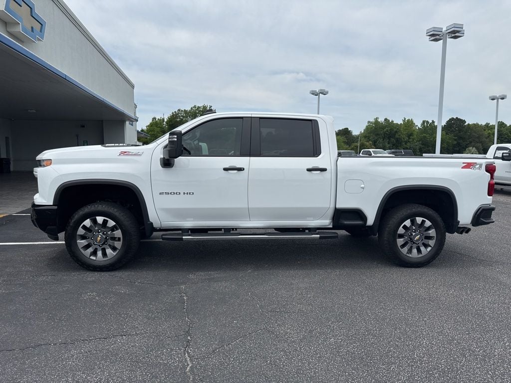 2024 Chevrolet Silverado 2500HD Custom