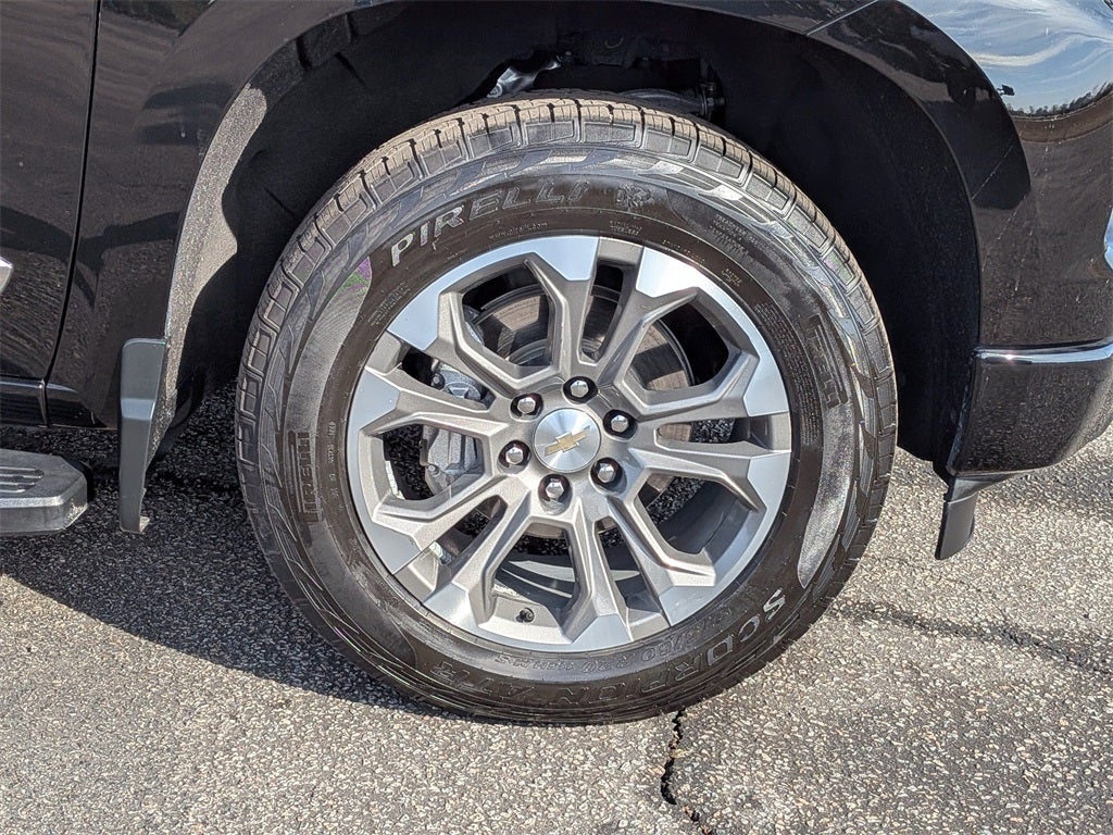 2023 Chevrolet Silverado 1500 High Country