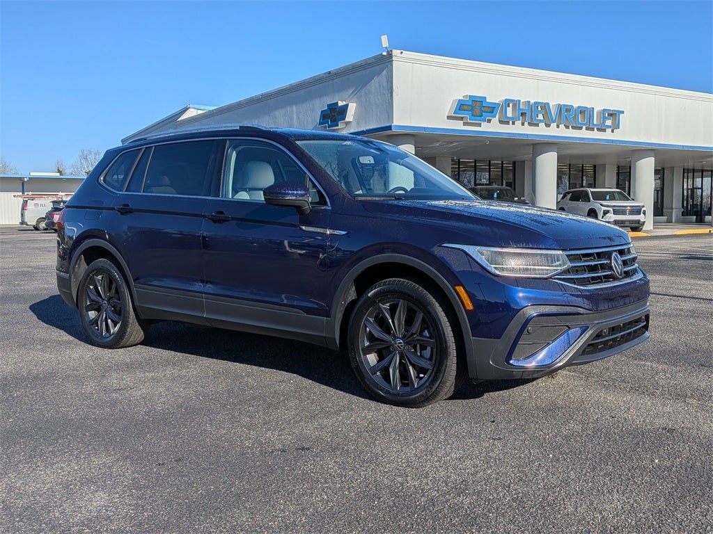 2023 Volkswagen Tiguan 2.0T SE