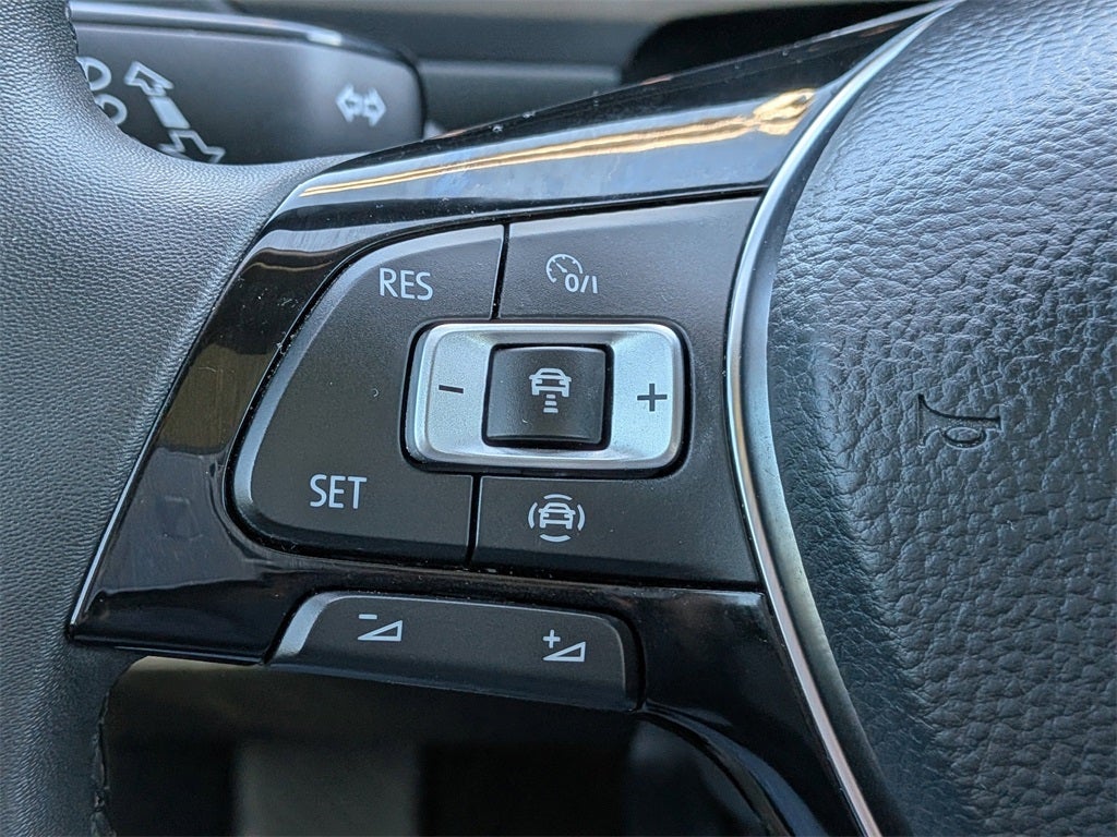 2020 Volkswagen Tiguan 2.0T SEL