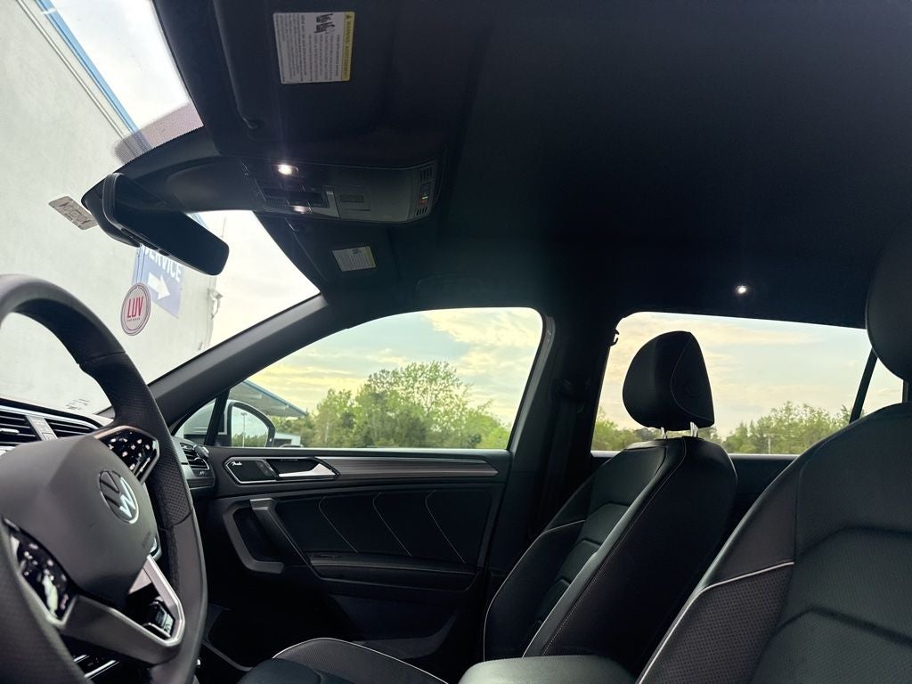 2022 Volkswagen Tiguan 2.0T SEL R-Line