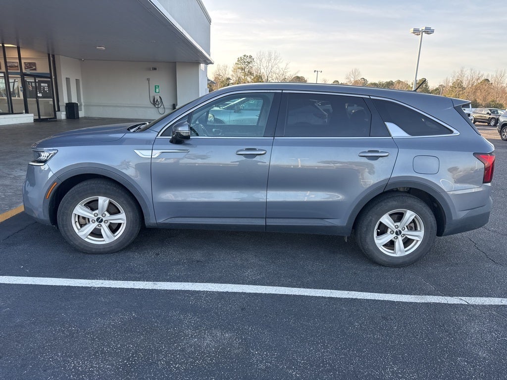 2022 Kia Sorento LX