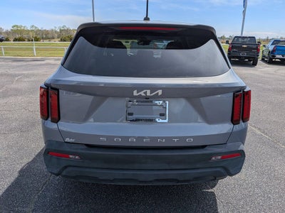 2022 Kia Sorento LX